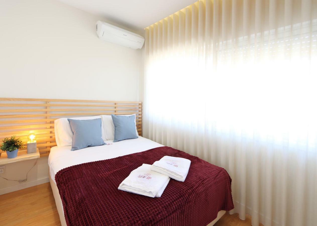 HM - Living Batalha Square 1 Appartamento OOporto Esterno foto